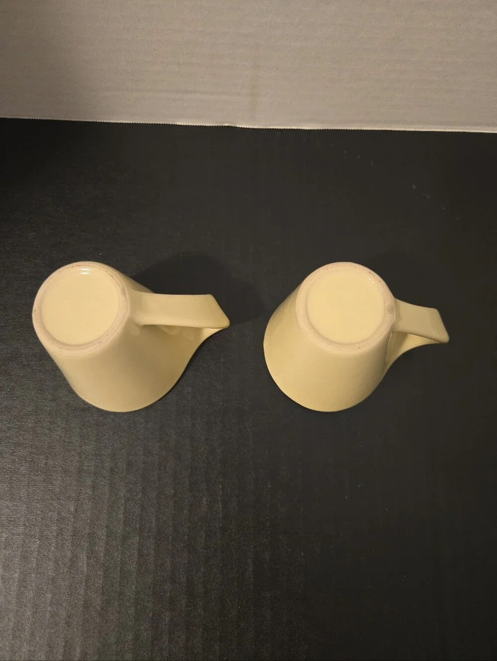 Villeroy & Boch New Wave Cream Espresso Demitasse Cups Mugs Set Of 2